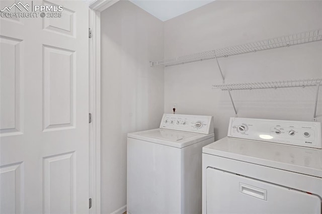 8170 Snow Bowl Hts, Fountain, CO 80817 - laundry room with washer and dryer