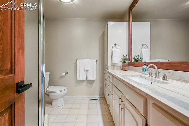 1282 Hill Cir, Colorado Springs, CO 80904 - full bathroom with vanity and tile patterned flooring