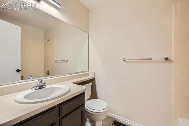 7025 Nettlewood Pl, Colorado Springs, CO 80918 - bathroom with vanity and a shower