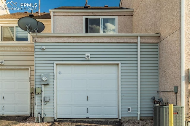 3914 Aspen Leaf Pt, Colorado Springs, CO 80917 - view of garage
