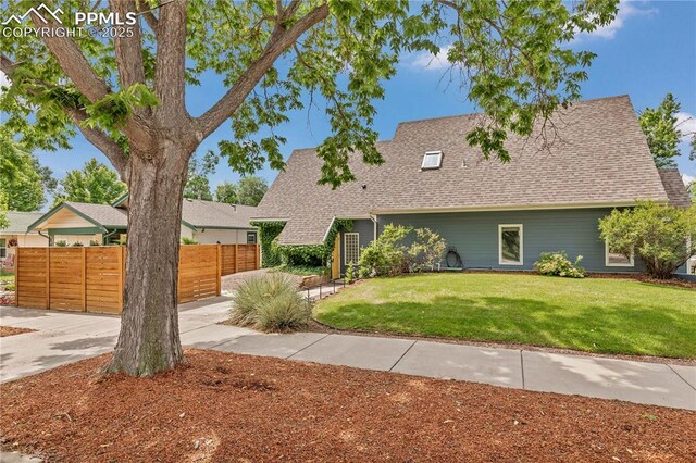 531 N Cedar St, Colorado Springs, CO 80903 - view of front facade featuring a shingled roof