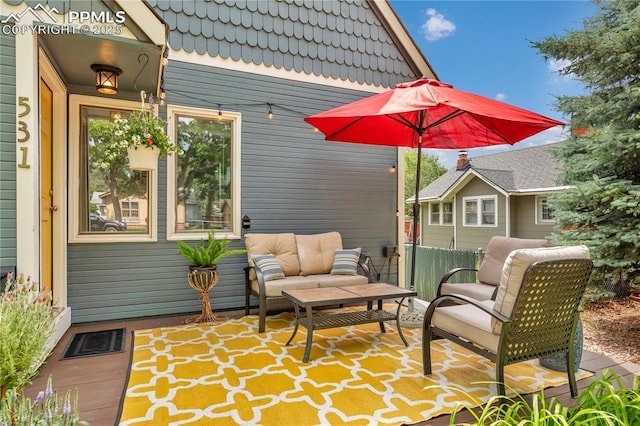 531 N Cedar St, Colorado Springs, CO 80903 - view of patio featuring an outdoor living space