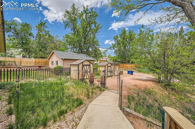 3324 W Kiowa St, Colorado Springs, CO 80904 - fenced yard featuring a shed