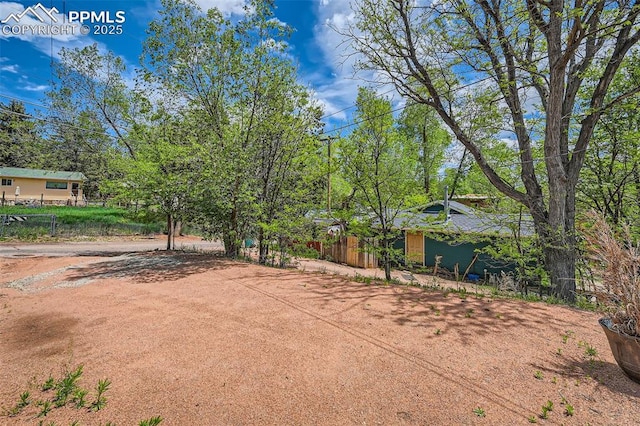 3324 W Kiowa St, Colorado Springs, CO 80904 - view of yard