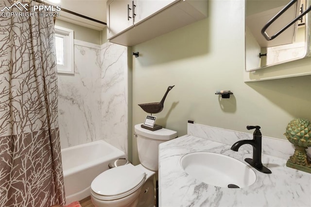 53 Iris Rd, Woodland Park, CO 80863 - bathroom with shower / tub combo and vanity