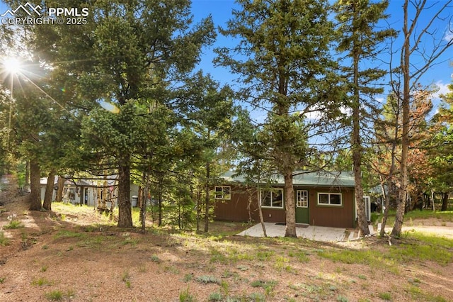 53 Iris Rd, Woodland Park, CO 80863 - view of yard with a patio area