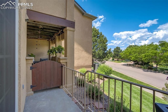 5775 Sonnet Hts, Colorado Springs, CO 80918 - view of balcony