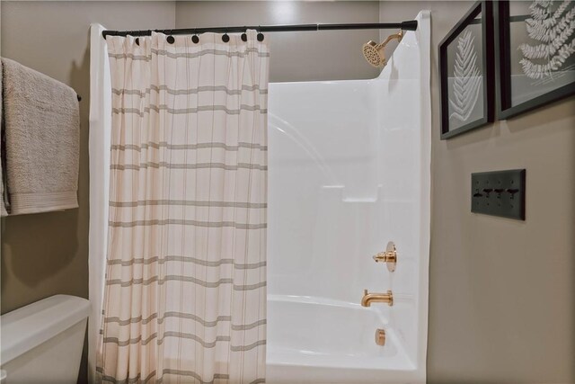 03244 Bradley Ln, Auburn, AL 36830 - bedroom with a chandelier and light colored carpet