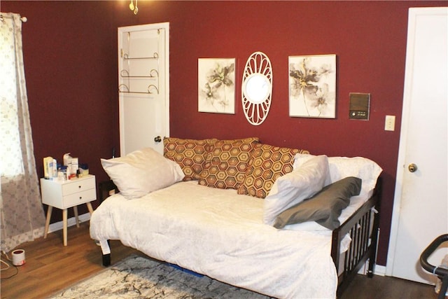 26 Arrowhead Rd, Phenix City, AL 36869 - bedroom with wood finished floors and baseboards