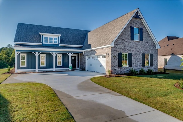 view of front of property with a front lawn and a porch