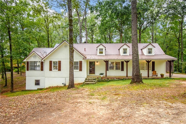 view of front of home featuring a porch