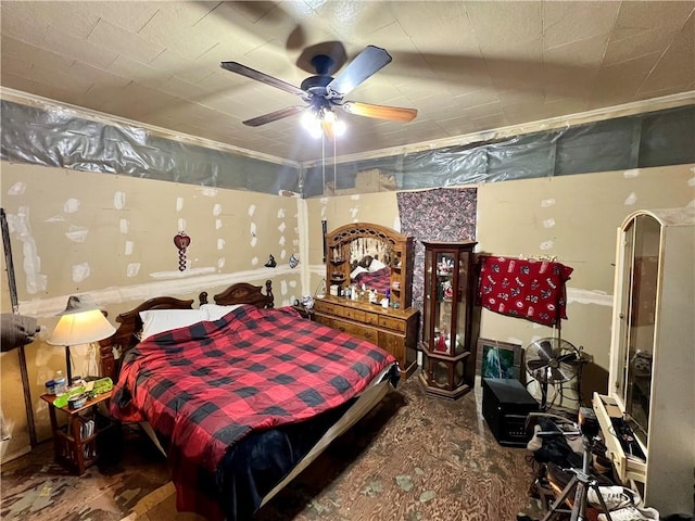 bedroom featuring arched walkways