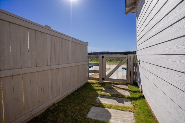 0309 Northgate Blvd, Auburn, AL 36830 - view of yard featuring a gate