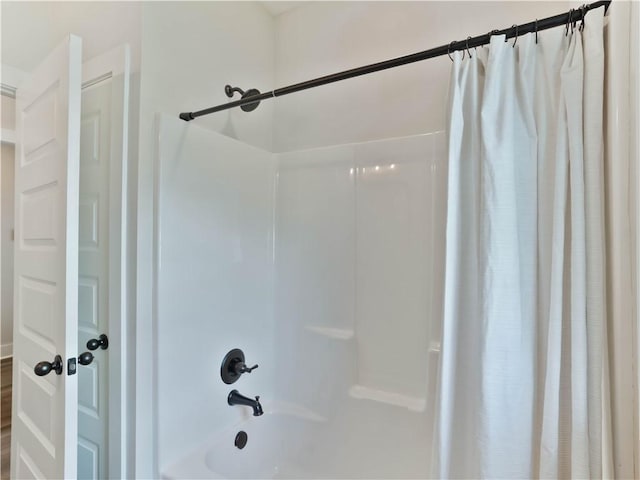 1003 Crossing Ct E, Valley, AL 36854 - full bathroom with shower / bath combo with shower curtain