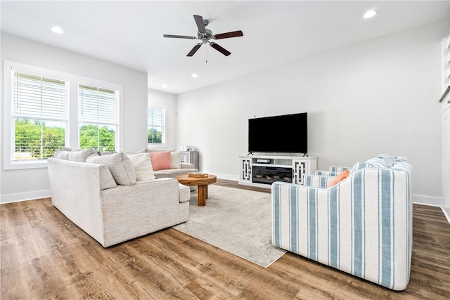617 Cameron Ct, Auburn, AL 36830 - living room featuring healthy amount of natural light, a ceiling fan, wood finished floors, baseboards, and recessed lighting