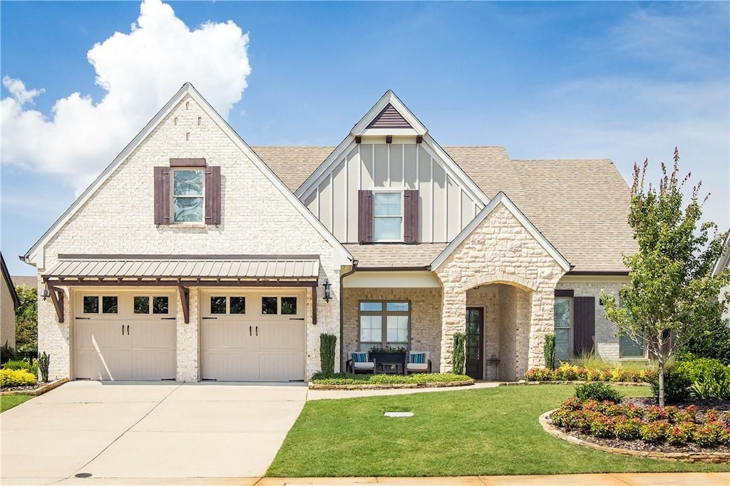 2796 Lakeview Ter, Opelika, AL 36801 - photo 1
