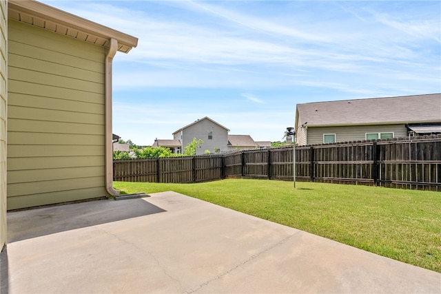 704 Lori Ln, Opelika, AL 36804 - view of patio / terrace