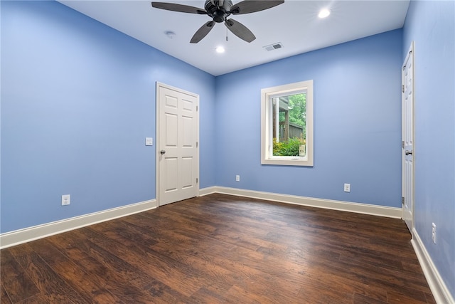 1806 Bluestone Ct, Auburn, AL 36830 - empty room featuring a ceiling fan, dark wood finished floors, baseboards, recessed lighting, and a smoke detector