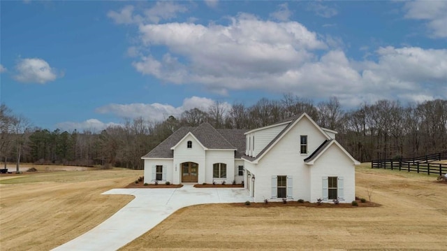 view of front of house with a front yard