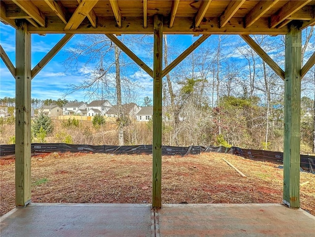 view of yard featuring a patio