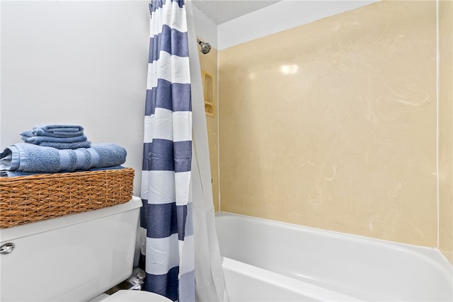 427 Harper Ave Unit 16, Auburn, AL 36830 - full bath featuring toilet and shower / bathtub combination with curtain