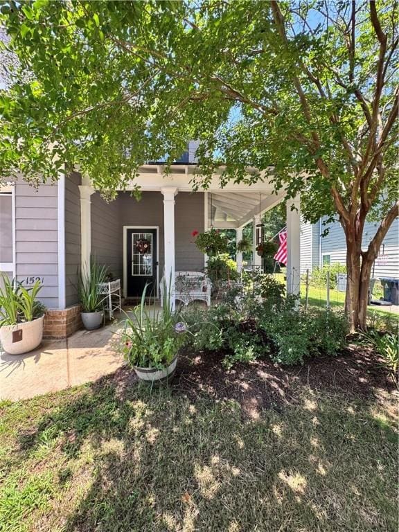 1521 Reynolds Dr, Auburn, AL 36830 - view of front of house featuring a porch