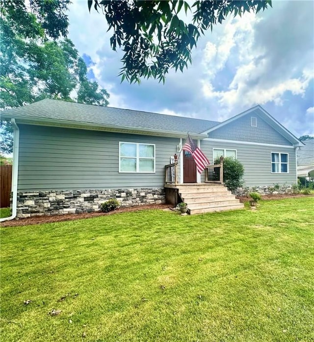 502 E Thach Ave, Auburn, AL 36830 - view of front of house with a front yard