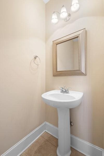 bathroom featuring sink and tile patterned floors