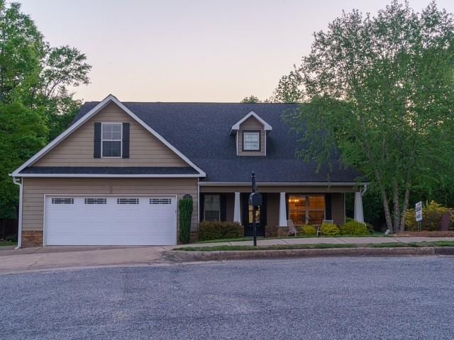 1201 Live Oak Cir, Opelika, AL 36801 - view of front of home with driveway