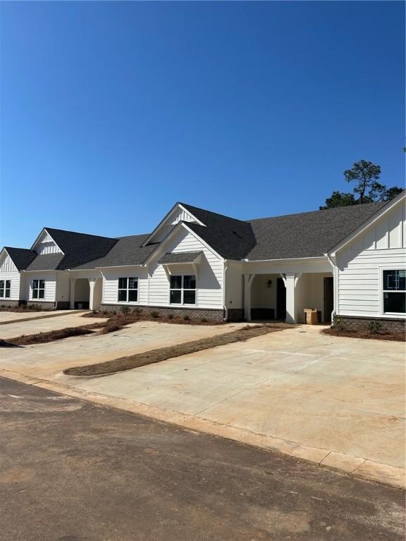 view of ranch-style house