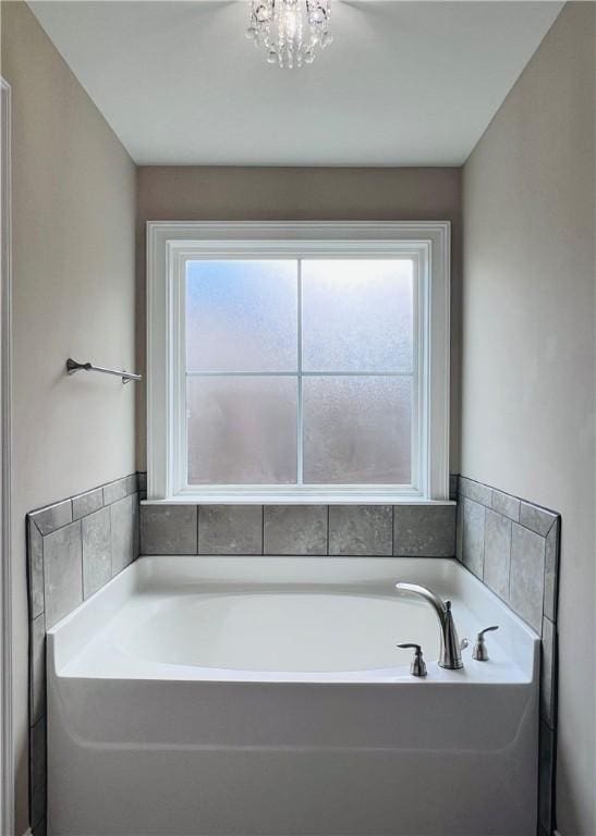 1024 Hampstead Ln, Opelika, AL 36801 - full bath with a bath