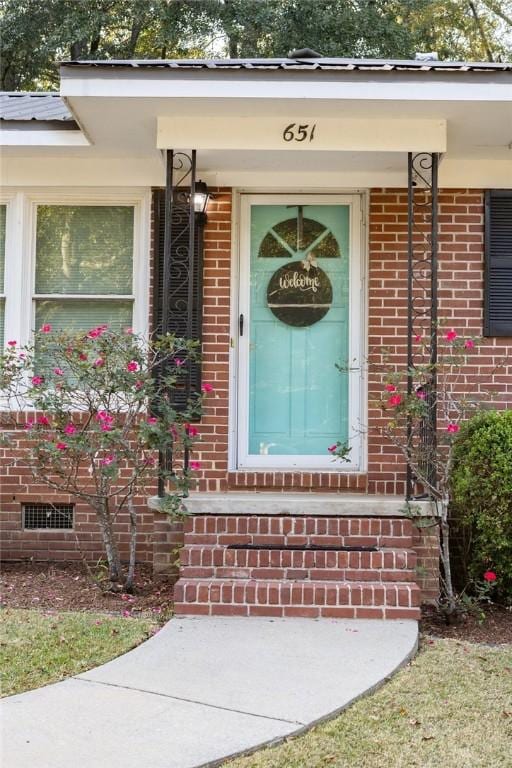 view of doorway to property