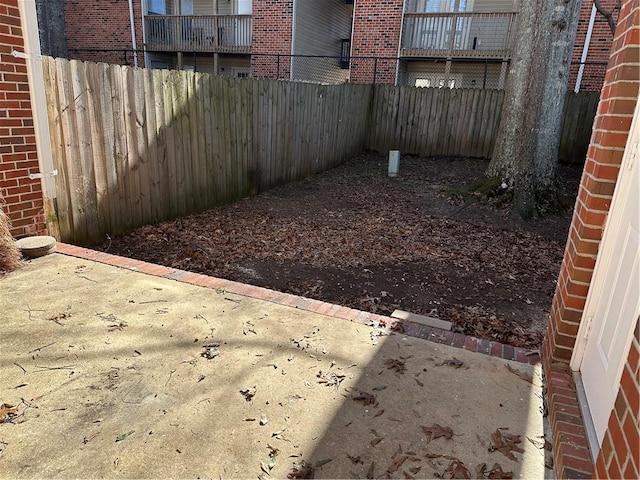 view of yard with a patio