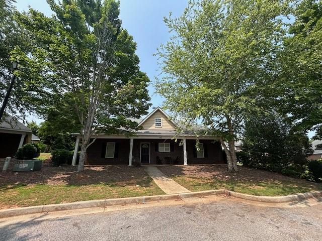 807 W Longleaf Dr Unit 92, Auburn, AL 36832 - bungalow-style house featuring covered porch