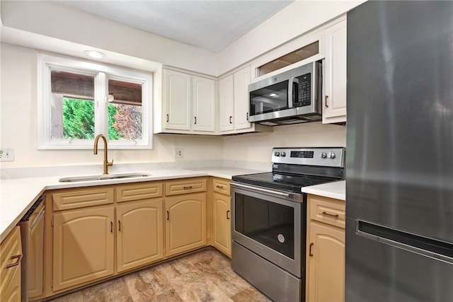 158 Alice Cir, Auburn, AL 36830 - kitchen featuring stainless steel appliances and light countertops