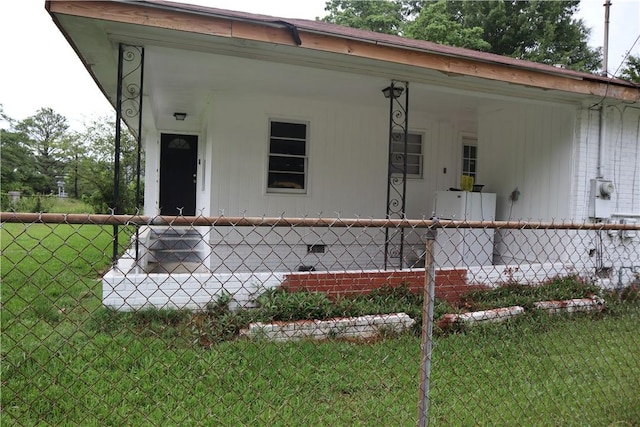 view of front of home with covered porch