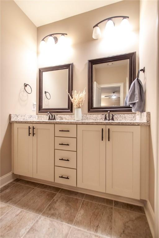 bathroom with vanity