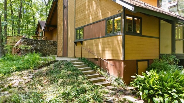 711 Oak Knoll Cir, Auburn, AL 36830 - view of property exterior with stairs