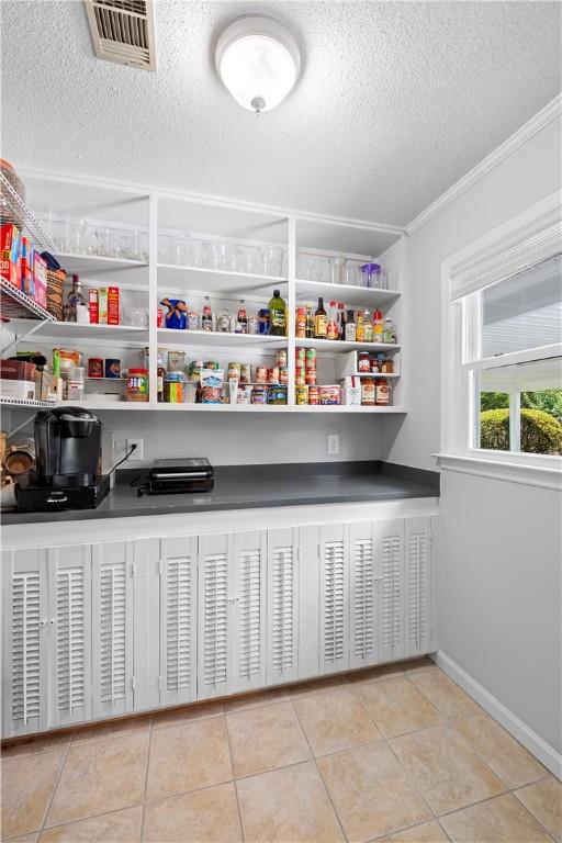 1340 Ferndale Dr, Auburn, AL 36830 - view of pantry