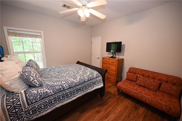 321 Saint James Dr, Auburn, AL 36830 - bedroom featuring visible vents, a ceiling fan, and wood finished floors