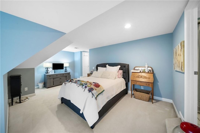 1540 Lakewood Pl, Auburn, AL 36801 - carpeted bedroom featuring baseboards and vaulted ceiling