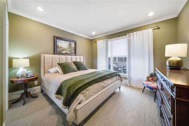 1540 Lakewood Pl, Auburn, AL 36801 - bedroom featuring baseboards, ornamental molding, recessed lighting, and light carpet