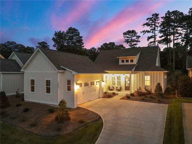 view of front of house featuring a garage