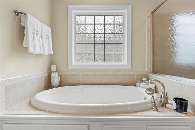 2182 Conservation Dr, Auburn, AL 36879 - full bathroom featuring a bath