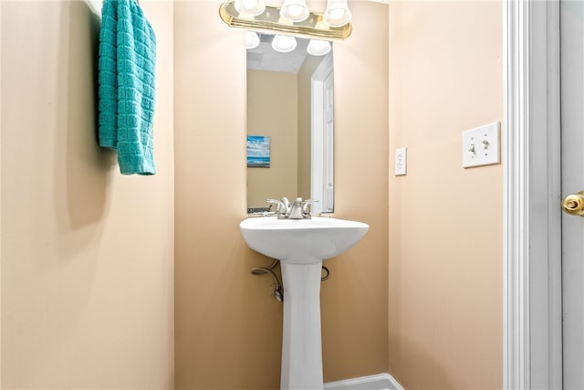 1477 N Donahue Dr Unit 2701, Auburn, AL 36832 - view of bathroom