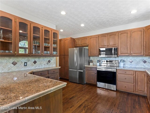 522 Ridgeway Dr, Eclectic, AL 36024