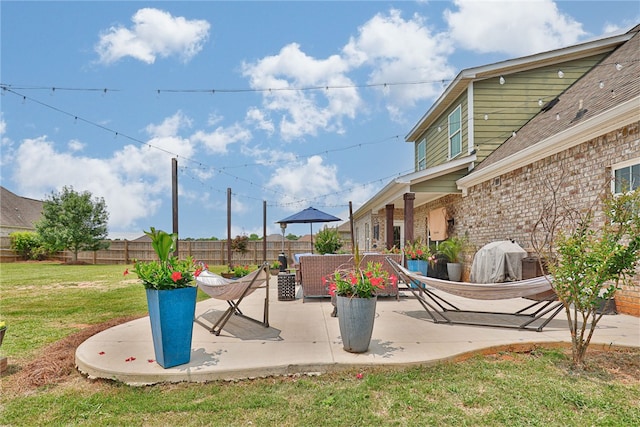 914 E Towne Lake Cir, Opelika, AL 36804 - view of yard with a patio