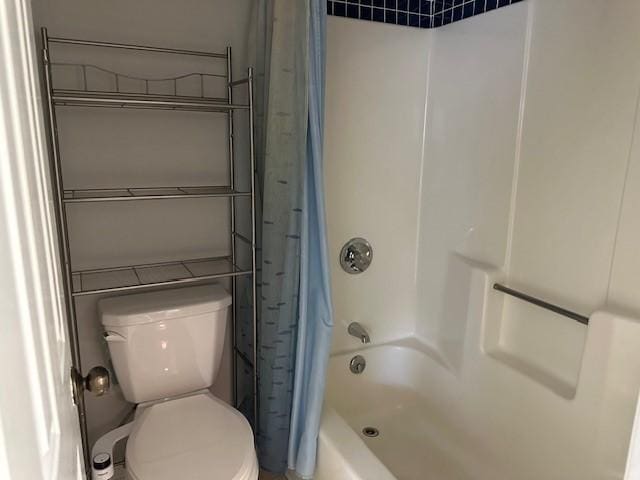 371 E Thach Ave Unit 4, Auburn, AL 36830 - bathroom featuring toilet and shower / tub combo