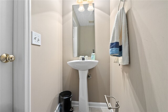 1477 N Donahue Dr Unit 1708, Auburn, AL 36830 - half bathroom with a sink