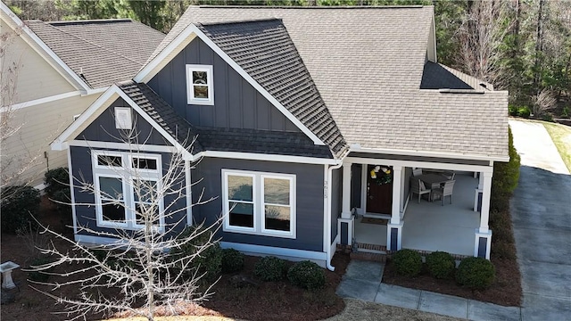 3615 Eagle Nest, Opelika, AL 36801 - view of front of property with board and batten siding and roof with shingles